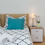 Split Center Suites