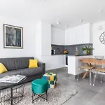Down Town Apartment