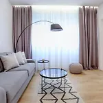 Apartments Hugo 2