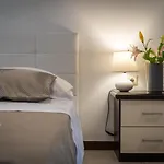 Studio Apartment La Luna