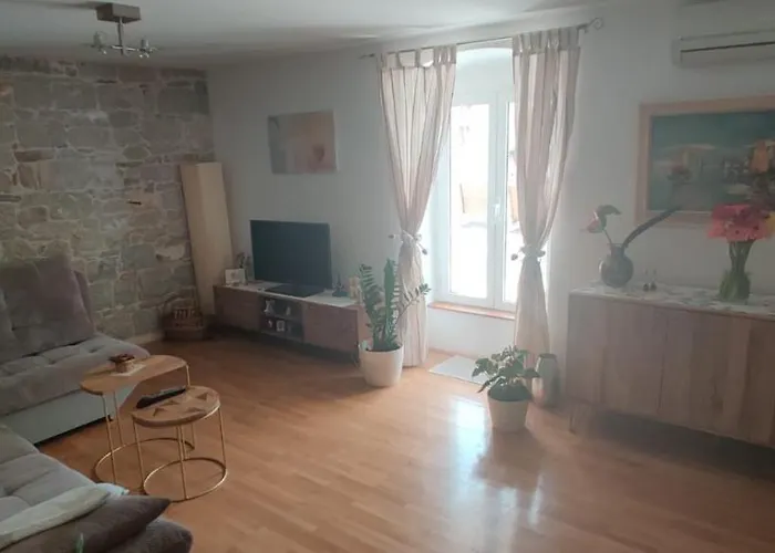 Apartment Elena Rooms