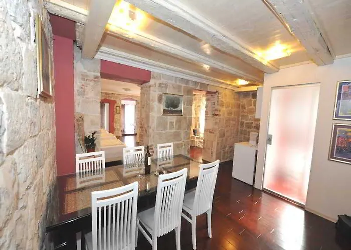 Hotel Apartments Renata