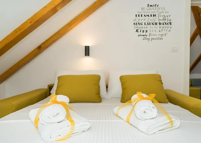 Fantattic Apartments Split Old Town
