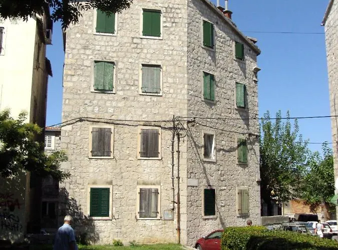 Studio Apartment Sretna