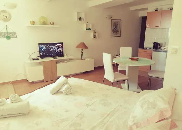 Apartment Lju On The Beach
