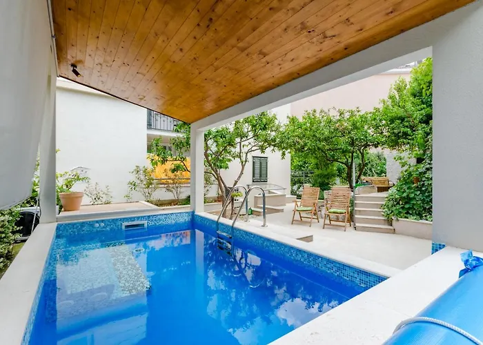 Luxury Villa Roza