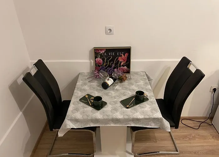 Apartment Leona