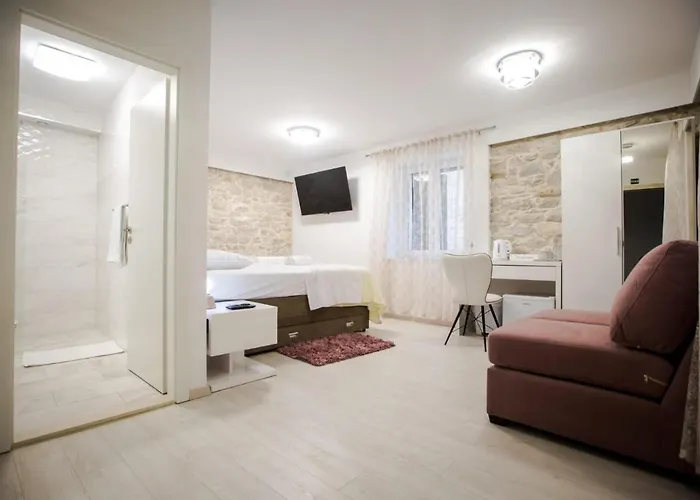 Lions Luxury Rooms