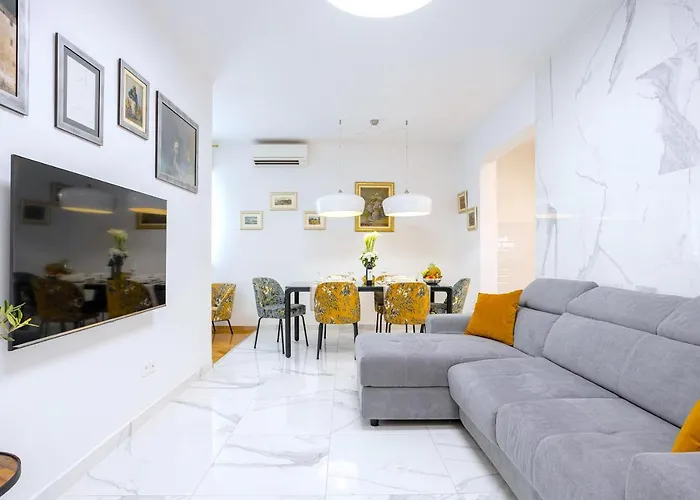 Lux Holiday Apartment Tony @ 10 Min Znjan Beach