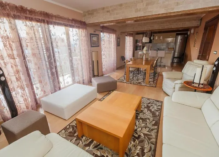 Luxury Apartments Near Bacvice Beach