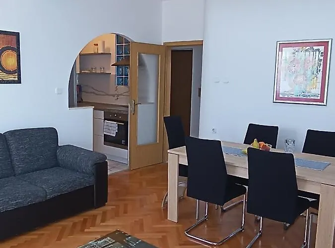 Apartments Ivan & Luka