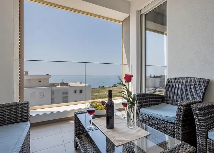 Luxury Apartment \