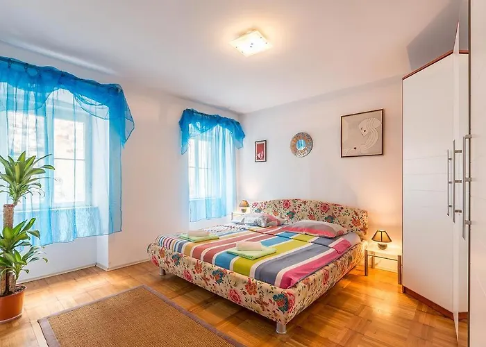 North Wall Apartment