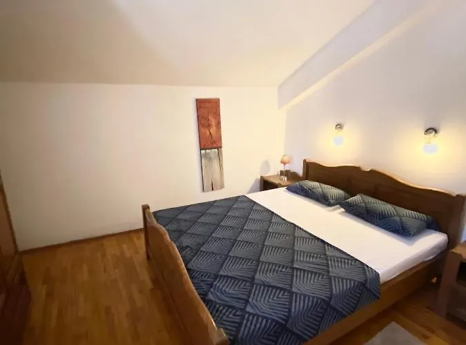 Apartment Center Old Town - 1Min To Palace