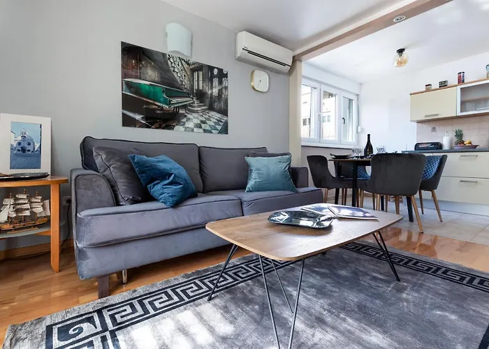 Apartment Nava