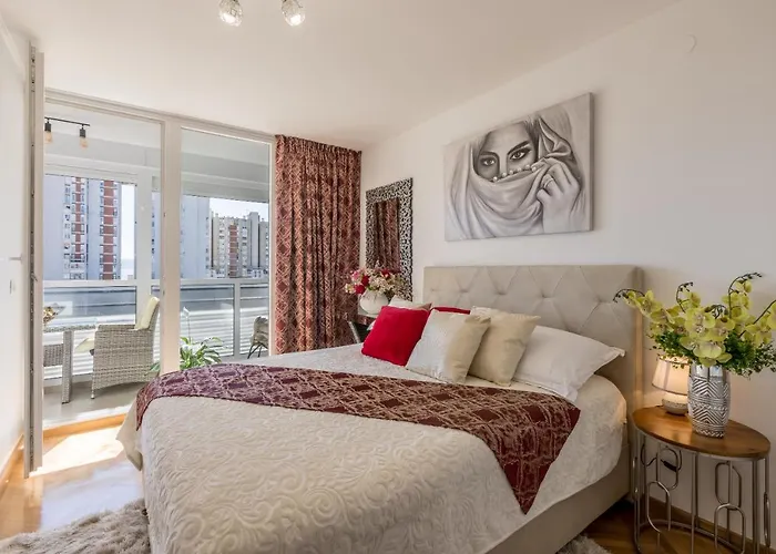 Apartment Desert Rose
