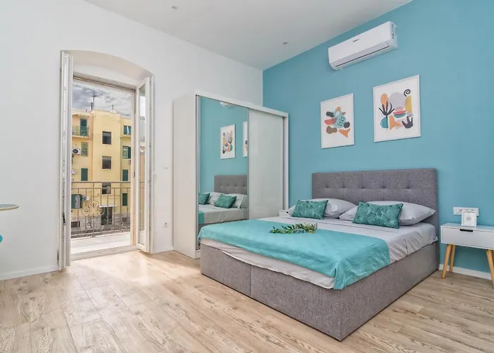 Studio Apartment Little World