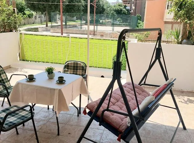 Terrace Temple Apartment
