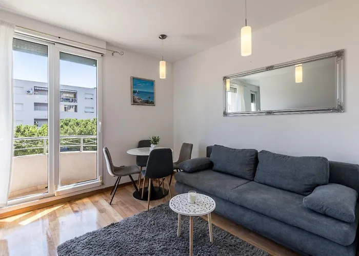 Apartment Split Karoglan