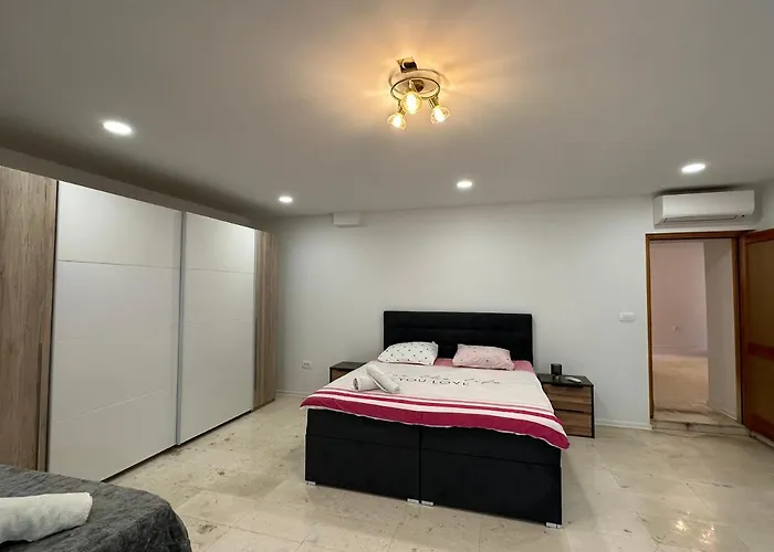 Nat Apartment