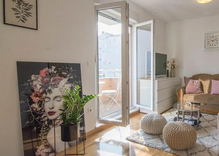 Apartment Moreno