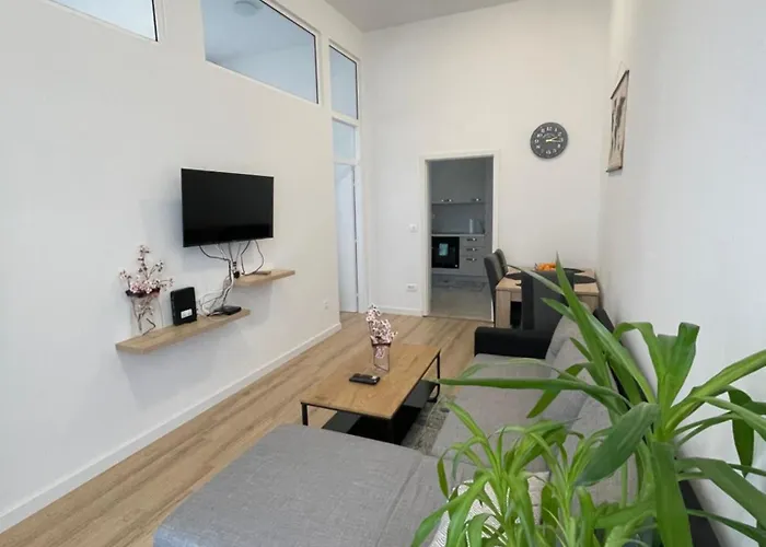 Two Bedroom Apartment N Split