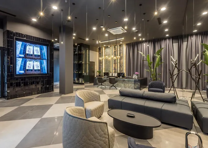 Cora Hotel