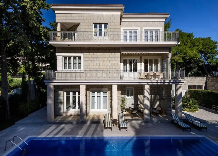 Villa Meje Split Heated Pool, Jacuzzi, Sauna