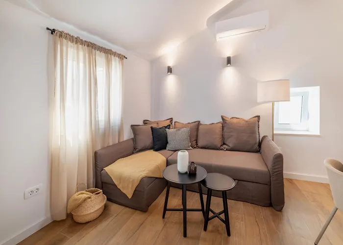 Arapova Apartment