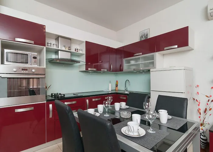 Split Center Apartment