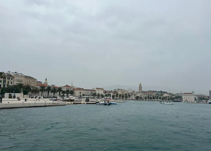 Split Urban Getaway Double Room