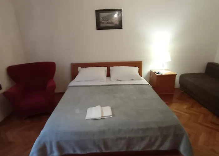 Damjan Rooms