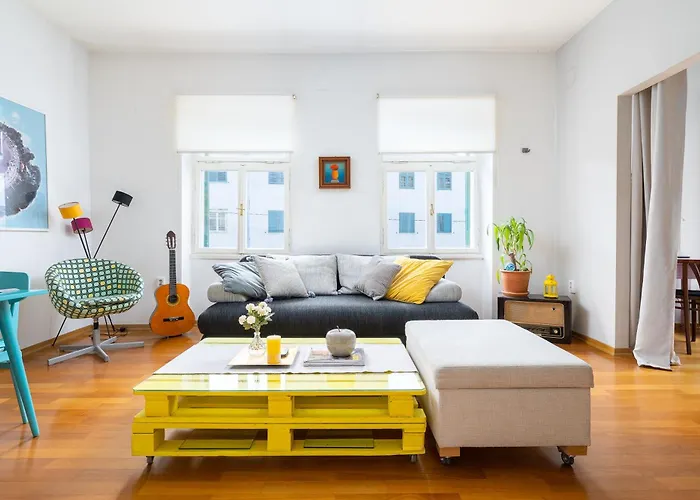 Main Street Apartment Split