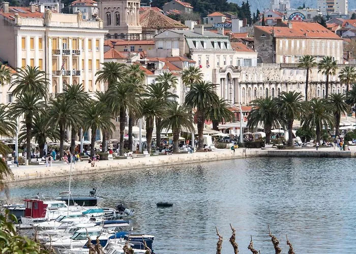 Holiday Home Riva Promenade