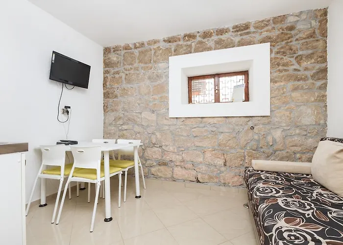 Rooms Pama