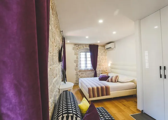 Sir George Luxury Suites