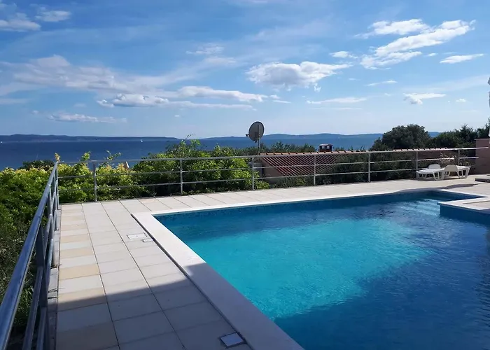 Apartments Lo
