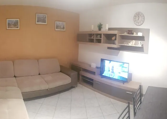 Apartman 4 Kilometar To City Centar