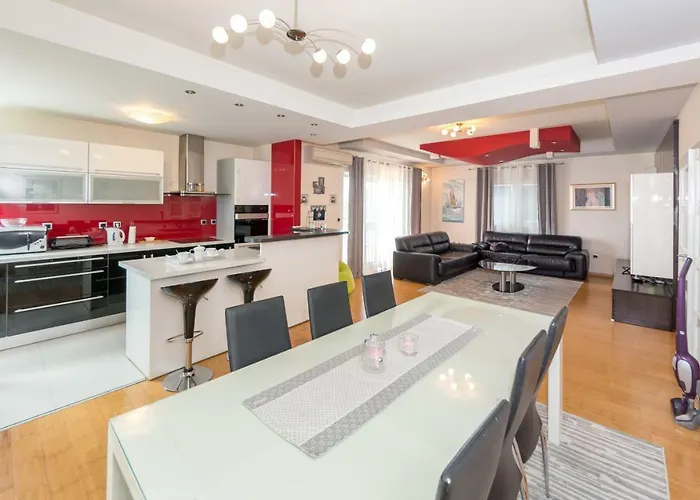 Apartments Lupe