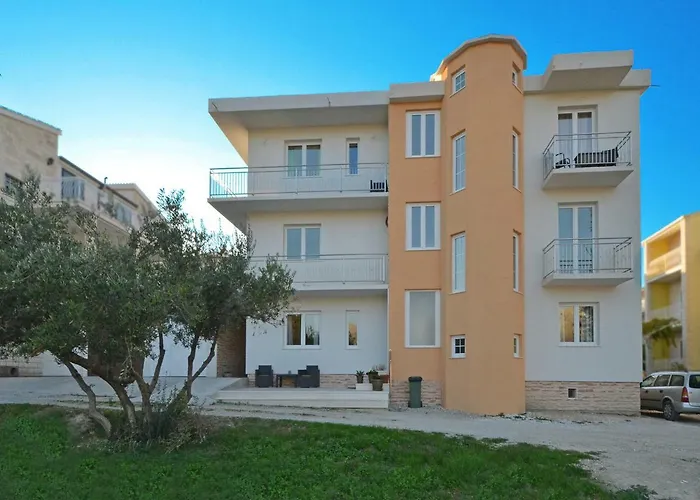 Lobster Apartments