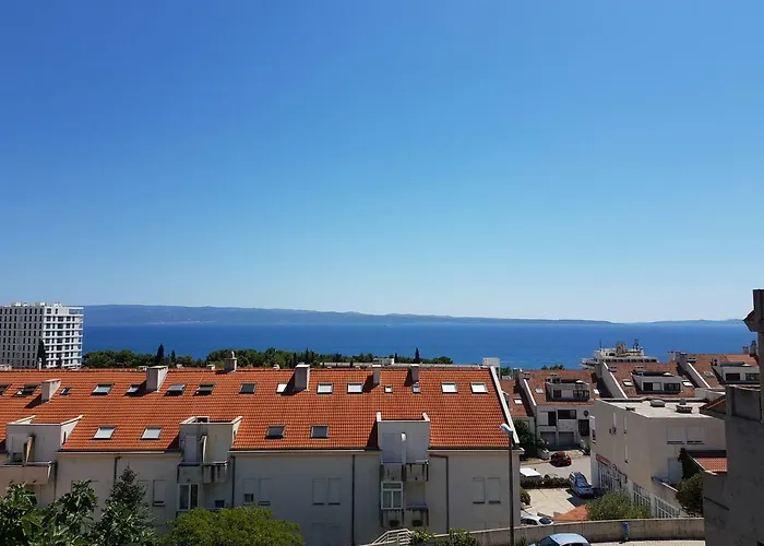 Apartments Sea View