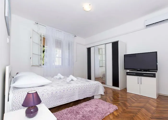 Apartment Mario