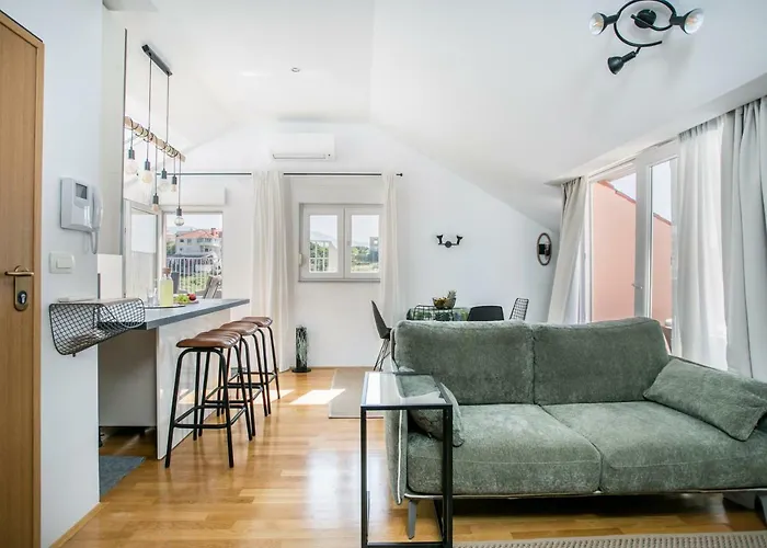 Luxury Penthouse Queen