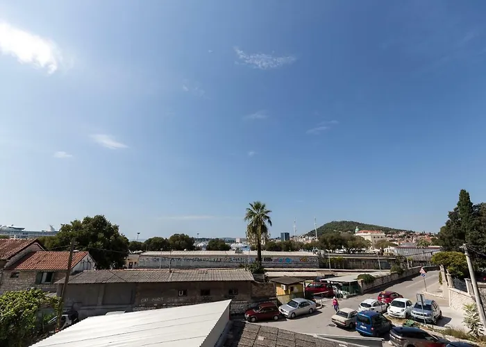 Apinelo Port Rooms