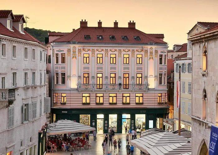 Piazza Heritage Hotel