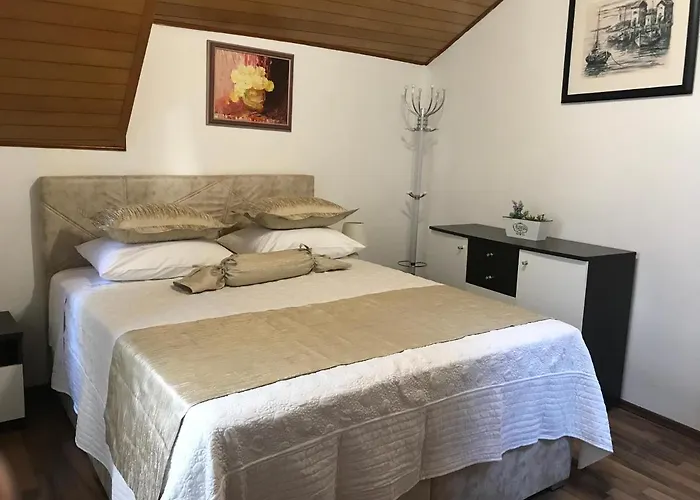 Center Apartment Neno