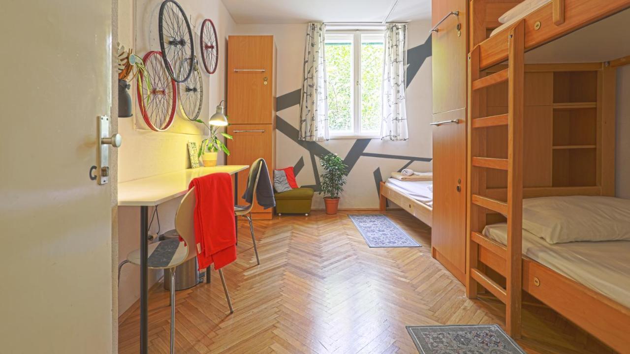 Hostel Tchaikovsky *