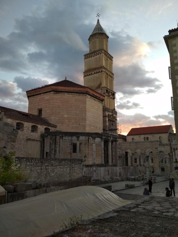 Apartman Studio Sfinga In The Heart Of Diocletian's Palace Split