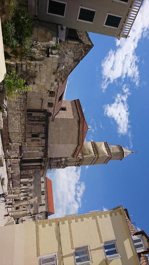 Studio Sfinga In The Heart Of Diocletian's Palace Apartman
