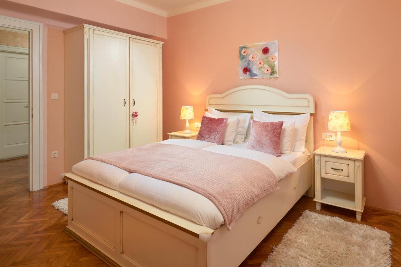 Sun Apartment *